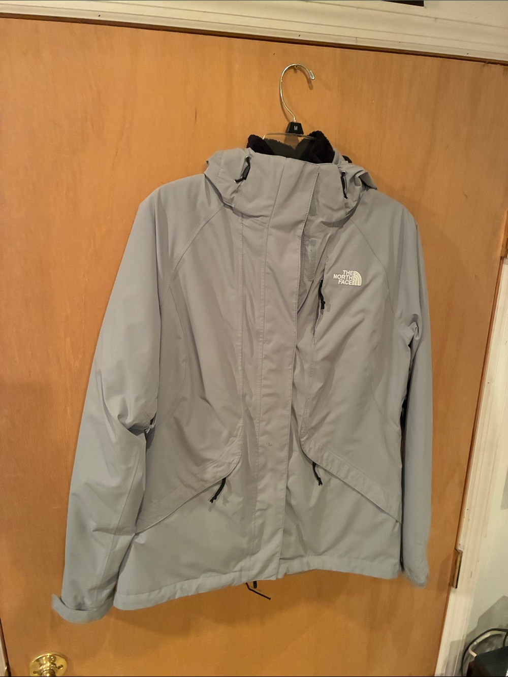 The North Face Women’s Light Gray Hooded Ski Jacket